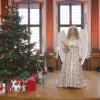 Sara Beckmann ist das Christkind / Das Christkind wird vorgestellt / Historisches Rathaus Landsberg