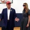 Ist sie es oder ist sie es nicht? Melania Trump mit Sonnenbrille an der Seite ihres Mannes.