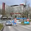 Am Uniklinikum in Augsburg wacht die Firma „Park & Control“ über die Einhaltung der Parkregeln – zum Unmut mancher Patienten und Angehörigen.