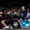 Duell der Generationen: Dimitrij Ovtcharov und Felix Lebrun bei den Olympischen Spielen in Paris.