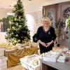 Yvonne Konrad in ihrem Pop-up-Store Glaswald, der bis 24. Dezember Teile der ehemaligen Karstadt-Immobilie belebt.