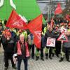 Für Hubert Feistle (vorne im Bild mit Schal der IG Metall) war die Demonstration gemeinsam mit 300 anderen Mitarbeitern von Deutz-Fahr eine seiner letzten als Betriebsratsvorsitzender.