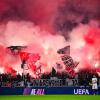 Die Fans des VfB Stuttgart haben bei der Champions League-Begegnung mit Atalanta Bergamo massiv Pyrotechnik gezündet.