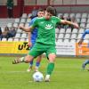 Zweimal trat Leon Sailer zum Elfmeter für den FC Gundelfingen an, einmal traf er dabei gegen den FV Illertissen II (links Christian Mijatovic, rechts Shaka Pouhé) in die Maschen.