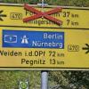 Ein Straßenschild im im fränkischen Pottenstein enthält gleich mehrere Fehler.