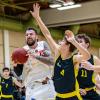 Center Robin Seeberger (in Weiß) war mit 12 Punkten und 14 Rebounds einer der Schlüsselspieler beim ersten Heimsieg der Nördlinger.