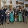 Beim Gauehrenabend standen verdiente Schützen im Fokus (von links): Herbert Rebele, Uwe Baars, Ditmar Blanarsch, Olaf Schmid, Michael Weißenburger, Klaus Säuberlich, Iris Harlacher, Peter Burgetsmeier, Gauschützenmeisterin Heike Wildfeuer-Fick, Matthias Brendel, Stephan Hindermayr, Thomas Edler, Gabi Schwertberger, Helmut Meyer und Oberbürgermeister Jürgen Sorré.