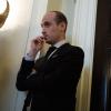 Stephen Miller war bereits in Trumps erster Amtszeit mit Plänen für eine Abschiebung von Migranten aufgefallen. Er soll laut CNN und New York Times stellvertretender Stabschef des künftigen US-Präsidenten werden. Im Wahlkampf polarisierte er mit den Worten: "Amerika ist für Amerikaner - und nur für Amerikaner." Trump werde kriminelle Migranten, Kartelle und Gangs aus dem Land vertreiben.