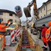 An der Baustelle Münchener Straße arbeiten die Trupps der Firma SEG mit Hochdruck an der Wärmeleitung. Die Stadtpolitik will eine Fertigstellung bis 7. Dezember.