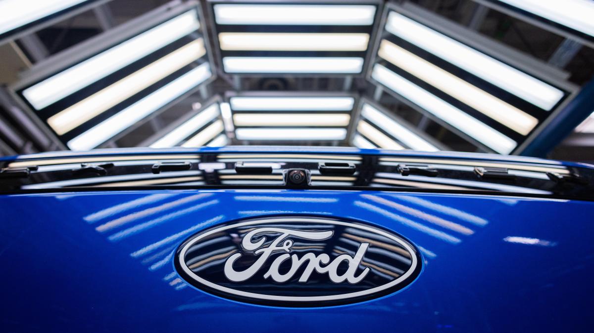 ford-2024-in-der-krise-us-autobauer-verh-ngt-kurzarbeit-in-k-ln