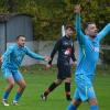 Dejan Mijailovic (rechts) ist der dienstälteste Spieler des SV Cosmos Aystetten. Auch er ärgerte sich zuletzt mit Pascal Mader (links) über das 2:2 gegen den TSV Wertingen.