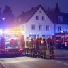 80 Männer und Frauen der Feuerwehren aus Oettingen, Megesheim und Hainsfarth waren beim Brand vor Ort.