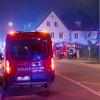 80 Männer und Frauen der Feuerwehren aus Oettingen, Megesheim und Hainsfarth waren beim Brand vor Ort.