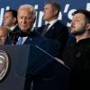 US-Präsident Biden und der ukrainische Präsident Selenskyj beim NATO-Gipfel.