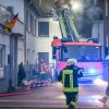 Eine Obdachlosenunterkunft in Aalen steht in Flammen.