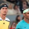 Alexander Zverev (l) wird beim Abschied von Rafael Nadal in Malaga nicht vor Ort sein.