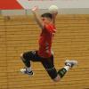 Die Handballer des TSV Aichach (rote Trikots) gewannen deutlich beim TSV Friedberg II.