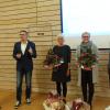 Ein großes Dankeschön an die beiden Schwestern Zacher für ihr jahrzehntelanges Engagement. Auf dem Foto (von links): Vereinsvorsitzender Alexander Hempel , Benjamin Adelwarth vom BLSV, Iris Zacher, Sandra Zacher-Schweigert und Bürgermeister Christian Kähler.