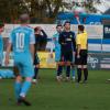 Und wieder ein Platzverweis: Vier Spieler des SV Cosmos Aystetten flogen bei der 1:2-Niederlage beim FC Ehekirchen vom Platz. Hier sieht Filip Marjanovic die Rote Karte. 