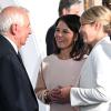 Annalena Baerbock (Mitte), die kanadische Außenministerin Melanie Joly (rechts) und Josep Borrell, Hoher Vertreter der EU für Außen- und Sicherheitspolitik, unterhalten sich beim Treffen der G7-Außenminister. 