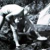 Angela Merkel, damals Kasner, als junges Mädchen im Juli 1973 beim Camping mit Freunden. Uckermark. 