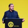 Michael Zorc stellt sich den BVB-Aktionären in einer Rede vor.