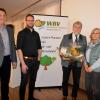 Im Rahmen der Versammlung wurde Werner Diemer verabschiedet: Rupert Kollmann, Vorsitzender der WBV Nordschwaben, mit Tim Greis, Werner Diemer und Eva-Maria Birkholz (von links), Bereichsleiterin Forsten beim AELF Nördlingen-Wertingen. 