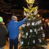 Der Wunschbaum war das Herzstück des Weihnachtsmarktes.