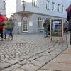 An manchen Stellen in der Augsburger Altstadt – hier in der Weißen Gasse – hat sich der Boden abgesenkt.