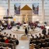 Der Gottesdienst in Königsbrunn eröffnet die bundesweite Weihnachtsaktion der katholischen Kirche.