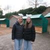 Mara Mayer und Lara Kadura (von links) sind in diesem Jahr Schlossengel in Wertingen.