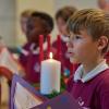 Der Jugendchor des evangelischen Johannesstifts sang Weihnachtslieder.