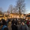 Zahlreiche Besucher genossen die Atmosphäre am Adventsmarkt der Hermann-Keßler-Schule, der sich traditionell über das ganze Anwesen erstreckt.