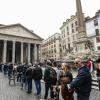 Rom ächzt schon jetzt unter den vielen Touristen, hier vor dem Pantheon. Im kommenden Jahr werden aber noch einmal deutlich mehr erwartet.