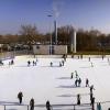 Die Eisbahn ist offen. Der Trainings- & Wettkampfbetrieb der Eisvereine findet weiter statt, verteilt sich mit zwei Pisten besser. 