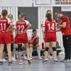 Die Handballerinnen des TSV Landsberg und ihr Trainer Amer Becirhodzic wollen wieder ein Erfolgserlebnis feiern.