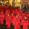 Die Faschingszeit ist in vollem Gange: In Memmingen sind am Wochenende zahlreiche Fußgruppen durch die Altstadt marschiert. Hier gibt es Bilder vom Nachtumzug.
