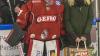 In diesem Freitag-Abend-Spiel der DEB Oberliga Süd ECDC Memmingen Indians - Höchstadter EC , dass die Indians mit 3:1 gewinnen konnten, standen beide Goalies, Marco Eisenhut bei den Maustädtern und Benjamin Dierksen beim Höchstadter EC, unter Dauerbeschuss. Das 1. und 2. Drittel gewannen die Indians mit jeweils 1:0 durch Tore von Christopher Kasten in der 7. Min. und Sergei Topol in der 26. Min. Spielstand nach dem 2. Drittel 2:0 für die Memminger. Im Abschlussdrittel erzielten die Gäste den Anschlusstreffer in der 51.Min. zum 2:1 und es wurde noch einmal spannend. Doch das war das einzige Tor das Marco Eisenhut zulassen musste. Jaroslav Hafenrichter war es schließlich wieder einmal der den Sieg festmachte mit seinem Schuss, nach einem Konter, ins leere Tor der Gäste aus Höchstadt in der Schlussminute unter dem Jubel der zahlreichen Fans.