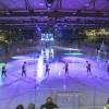 Am Sonntagabend war der Tabellenführer der DEB Oberliga Süd, die Blue Devils Weiden, in der Memminger Eissporthalle am Hühnerberg bei den ECDC Memmingen Indians zu Gast. Die Indians zeigten von Spielbeginn an, dass sie heute keine Gastgeschenke zu vergeben haben und legten vielversprechend los. 
Treffer für die Indians bereits in der 2. Minute!Bereits in der 2. Minute erzielte Sergei Topol das 1:0 für die Maustädter unter dem Jubel von 915 Zuschauern. Doch die Gäste konterten bereits 1 Minute. später zum Ausgleich. 10 Minuten später waren wieder die Indians an der Reihe. Matej Pekr war der Torschütze. Die Blue Devils brauchten nun 5 Minuten bis zum zwischenzeitlichen Ausgleich durch Chad Bassen. Das war es aber noch nicht. Im 1. Drittel brachte Sergei Topol in der folgenden Minute die Indians mit 3.2 in die 1. Drittelpause. Nach der Pause konnte er mit seinem 3. Treffer an diesem Abend auf 2 Tore Vorsprung erhöhen - Spielstand 4:2.Spiel wird verbissenerDen Anschlusstreffer der Gäste zum 4:3 erzielte in der 39. Minute Dennis Thielsch. Das Spiel wurde im letzten Abschnitt verbissener und beide Abwehrreihen gerieten immer mehr unter Druck. Der Turm in der Abwehrschlacht war auf Memminger Seite einmal mehr Marco Eisenhut, der alle Chancen der Gäste aus Weiden zunichte machte. In der Schlussminute konnte Matej Pekr nach einem Anspiel von Jaroslav Hafenrichter mit einem Schuss ins leere Tor den Deckel drauf machen zum viel umjubelten 5:3 für die Indians.