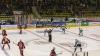 Die Indians aus Memmingen haben den EV Lindau am Dienstagabend mit 2:0 geschlagen. Damit sicherte sich der ECDC unter Coach Waßmiller wichtige Punkte im Kampf um die bestmöglichste Hauptrundenplatzierung. Über 500 Zuschauer sahen die Partie gegen die Islanders.
Lange keine ToreJoey Vollmer startete im Tor der Indianer, die kurzfristig noch auf Max Lukes und Niklas Deske verzichten mussten. Im ersten sowie auch im zweiten Drittel bekamen die Zuschauer am Hühnerberg einen ähnlichen Spielverlauf zu sehen. Der ECDC war die etwas bessere Mannschaft, doch hatte viel Mühe gegen taktisch gut eingestellte Lindauer zwingende Torchancen zu erspielen. Infolgedessen agierten beide Mannschaften recht schwerfällig, die Zuschauer bekamen wenige Highlights geboten. Auch Islanders-Goalie Heckenberger brachte Memmingen oft an den Rand der Verzweiflung. So verliefen insgesamt 40 Minuten torlos.Umkämpftes letztes DrittelErst im letzten Drittel klappte es mit dem Torerfolg. In Überzahl schoss Matej Pekr das erlösende 1:0 (48.Minute). Aber auch dieser Treffer beflügelte die Indianer nicht ausreichend genug, um die Führung weiter zu erhöhen, auch wenn der Druck etwas zunahm. Die Gäste vom Bodensee meisterten ihre Aufgabe hingegen mehr als ordentlich und prüften Joey Vollmer noch mehrmals. Erst in der letzten Spielminute machte Geburtstagskind Sergei Topol per Empty-Net-Goal zum 2:0 die drei Punkte perfekt, die den zweiten Tabellenplatz weiter festigen.

Das nächste Spiel am Hühnerberg findet bereits am Freitag statt. Gegner ist dann der SC Riessersee. Am Sonntag reisen die Maustädter zum zweiten Aufeinandertreffen in dieser Woche nach Lindau an den Bodensee.
