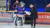 Wiedererstarkte Miners waren am Sonntagabend zu Gast in der ABW Arena. Nach einer langen Niederlagenserie mit 0 Punkten entschloss man sich zu einem Trainerwechsel, Statt  Christian Kratzmeier stehen nun der bisherige Assistenztrainer Josef Staltmayr und Stefan Isen hinter der Bande. Und das scheint prima zu funktionieren. Wurde zunächst der ESV Buchloe deutlich geschlagen, musste auch der TSV Miesbach eine 6:3 Schlappe hinnehmen, und nun also auch die Sharks.

Lediglich 20 Minuten konnte der ESC Kempten sein gewohnt schnelles Spiel gegen abgeklärte und eiskalte Gäste in Szene setzen. 2:2 stand es nach dem ersten Drittel, die zweimalige Führung der Allgäuer durch Lars Grözin-ger und Maximilian Schäffler konnten die Gäste allerdings immer wieder recht zügig egalisieren. Mit drei Toren in Folge setzte sich Peißenberg dann im zweiten Drittel deutlich ab. Kempten kam nicht mehr richtig ins Spiel und die Gäste nutzen die Fehler der Sharks zu teilweise sehenswert heraus gespielten Treffern. Und der Hoffnungsfunke nach dem schnellen 3:5 erneut durch Grözinger zu Beginn des letzten Spielabschnitts glimmte keine zwei Minuten, da stellten die Gäste den drei Tore Abstand wieder her. Kempten war trotzdem bemüht nochmals heranzukommen, aber die Verteidigung der Miners samt dem starken Torhüter Korbinian Sertl stand stabil und ließ keinen weiteren Treffer mehr zu. Der Endstand zum 3:7 fiel ins verwaiste Tor der Illerstädter, man hatte zum Spielende noch den Goalie zugunsten eines sechsten Feldspielers vom Eis genommen, aber auch das blieb ohne Erfolg.

Nach den beiden Niederlage und dem Spielabbruch am Freitag in Amberg also ein eher verkorkstes Wochenende für das Team um Kapitän Eugen Scheffer. Nun bleibt eine ganze Woche Zeit, sich wieder neu zu sortieren, und unter der Woche auf das letzte Spiel der Aufstiegsrunde am Sonntag in Miesbach vorzubereiten, bevor es dann in die Playoffs geht.

 StatistikESC Kempten – TSV Peißenberg: 3:7 (2:2,0:3,1:2)Tore: 1:0 Grözinger (Schäffler,Rau)(7.),
1:1 Andrä (Estermaier,Degenstein)(12.),
2:1 Schäffler (Grözinger,Rau)(17.),
2:2 Degenstein (Estermaier)(19.),
2:3 Malzatzki (Vogl,Fissekis)(31.),
2:4 Ondörtoglu (Estermaier)(32.),
2:5 Ondörtoglu (Hörndl,Vogl)(37.),
3:5 Grözinger (Rau,Schäffler)(41.),
3:6 Degenstein (Malzatzki,Lidl)(42.),
3:7 Fissekis (Vogl,Lidl)(ENG)(60.).Strafminuten: ESC Kempten: 10
TSV Peißenberg: 16Beste Spieler:ESC Kempten: Lars Grözinger
EHC Waldkraiburg: Dennis DegensteinZuschauer: 427