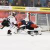 Der ECDC Memmingen im Eistadion hat sich beim Testspiel gegen den ESC Kempten durchgesetzt. Zunächst waren aber die Kemptener mit 2:0 in Führung gegangen. Die Oberligisten aus Memmingen nahmen anschließend allerdings das Heft in die Hand und siegten letztlich mit 9:5 beim Auswärtstest.