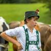 Am Samstag sind auch in Obermaiselstein die Älpler, Hirten und ihre Tiere ins Tal zurückgekehrt. Insgesamt 1.400 Rinder kehrten von insgesamt zwölf Alpen zurück. Damit ist auch dort der Bergsommer beendet. Anders als in vielen anderen Ortschaften gab es in Obermaiselstein mehrere dezentrale Scheidplätze. Einen Hauptscheidplatz gab es nicht. Auch fand der Viehscheid in Obermaiselstein ohne Zeltbetrieb und Fest statt.