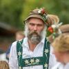 Am Samstag sind auch in Obermaiselstein die Älpler, Hirten und ihre Tiere ins Tal zurückgekehrt. Insgesamt 1.400 Rinder kehrten von insgesamt zwölf Alpen zurück. Damit ist auch dort der Bergsommer beendet. Anders als in vielen anderen Ortschaften gab es in Obermaiselstein mehrere dezentrale Scheidplätze. Einen Hauptscheidplatz gab es nicht. Auch fand der Viehscheid in Obermaiselstein ohne Zeltbetrieb und Fest statt.