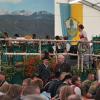 Am Montagvormittag, den 19. September 2022, fand auch in Buching, einem Ortsteil der Gemeinde Halblech im Ostallgäu, der Viehscheid statt. 30 Rinder, davon alle mit einem Kopfschmuck, kamen von den Alpen ins Tal und zum Marktplatz zwischen Buching und Bayerniederhofen. Dort fand direkt neben dem Festzelt der Viehhandel statt. Buching ist dabei der letzte Viehscheid im Allgäu, bei dem ein solcher Handel noch mit einem Handschlag vereinbart werden kann. Zusammen mit den Rindern kamen auch die Musikkapelle Alpengruß Buching, die dann im Festzelt aufspielten, und der Festwagen des Allgäuer Brauhauses, der von sechs Pferden gezogen wurde, zum Markplatz.