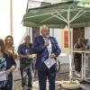 Am Freitag trafen in Memmingen die italienischen Gäste aus Teramo der Partnerstadt Memmingens. Die Gäste aus Teramo kommen mit zahlreichen landestypischen Spezialitäten nach Memmingen. Sie haben Salami, Parmesan, Weine und zahlreiche Köstlichkeiten im Gepäck. Der Verkauf auf dem Manghausplatz (bei Witt Weiden/Maximilianstrasse) findet von Donnerstag, 8. September, bis Samstag, 10. September statt. Oberbürgermeister Manfred Schilder begrüßte die Besucher aus der Partnerstadt am Freitag.