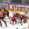 Gestern Abend fand in der Memminger Eissporthalle ein Freundschaftsspiel zwischen dem ECDC Memmingen Indians und dem EC Peiting statt. Die Indians gewannen, unter ihrem neuen Trainer Björn Lidström mit 4:3.