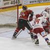 Gestern Abend fand in der Memminger Eissporthalle ein Freundschaftsspiel zwischen dem ECDC Memmingen Indians und dem EC Peiting statt. Die Indians gewannen, unter ihrem neuen Trainer Björn Lidström mit 4:3.