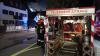 Großeinsatz für die Feuerwehr in der Nacht zum Dienstag in Sulzschneid (Marktoberdorf). Gegen 0:30 Uhr war in einem Wirtschaftsteil eines Bauernhofs ein Feuer ausgebrochen. Die Flammen griffen daraufhin auf einen benachbarten Hof über - auch hier Stand der Wirtschaftsteil kurze Zeit später in Vollbrand. Aufgrund des heftigen Funkenflugs entzündete sich dann auch die Kaminverkleidung eines dritten Bauernhofes. 
[video]https://www.youtube.com/watch?v=ASdrUiHCD-s[/video]
Bis zu drei Millionen Euro Sachschaden
Dank des schnellen Eingreifens der Feuerwehren aus Aitrang, Bertoldshofen, Lengenwang, Marktoberdorf, Obergünzburg, Rieder, Stötten und Sulzschneid konnte ein Übergreifen der Flammen auf die Wohngebäude der Höfe verhindert werden. Der Sachschaden beläuft sich jedoch trotzdem auf bis zu drei Millionen Euro. Eine Person leicht verletzt
Bei dem Feuer zog sich eine Person leichte Verletzungen zu. Aktuell ist noch unklar, wie es zu dem Feuer kommen konnte. Die Polizeiinspektion Kaufbeuren und der Kriminaldauerdienst Memmingen haben die ersten Ermittlungen vor Ort durchgeführt. Weitere Ermittlungen führt das Fachkommissariat der Kripo Kempten. Insgesamt waren 170 Einsatzkräfte der Feuerwehr vor Ort.
Auch Feuer in WertachBei einem weiteren Brand im Allgäu ist am Montag ebenfalls ein Schaden in Millionenhöhe entstanden. Rund 150 Feuerwehrleute waren bei demFeuer in Wertach im Einsatz.