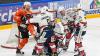Das Pre-Playoff-Spiel zwischen dem ESV Kaufbeuren und dem EHC Freiburg haben die Joker mit 2:3 verloren. Dabei führte der ESVK nach den ersten beiden Dritteln mit 2:0. Im letzten Drittel konnte Freiburg das Spiel dann drehen. Damit muss für die Joker am Freitag ein Sieg in Freiburg her. Denn in den Pre-Playoffs wird nur eine Best of Three Serie, also insgesamt nur drei Spiel, gespielt.